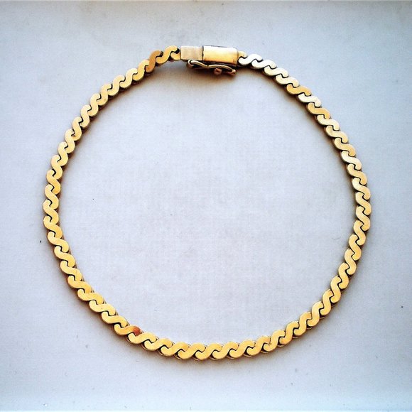 Vintage HEAVY European Italy Solid 14K Yellow Gold S Shape Design Bracelet - Picture 2 of 6